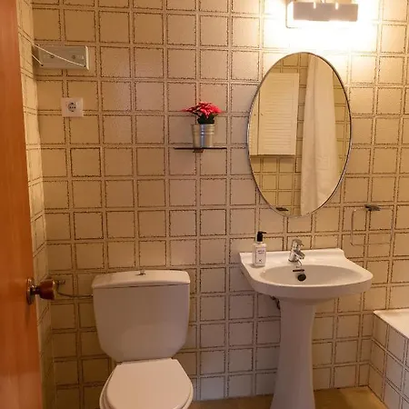 Huegas By Pirineos 360 - A 90 Metros Del Reloj De *