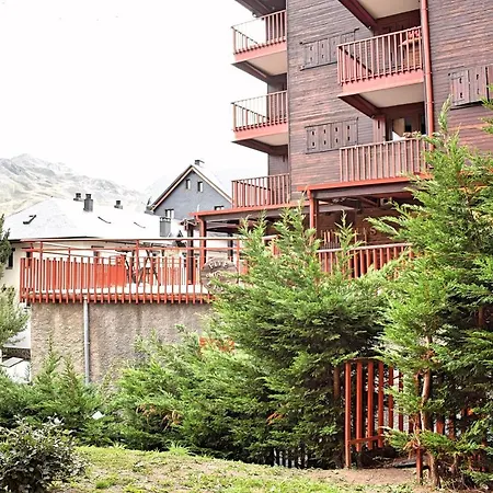 Apartment Huegas By Pirineos 360 - A 90 Metros Del Reloj De
